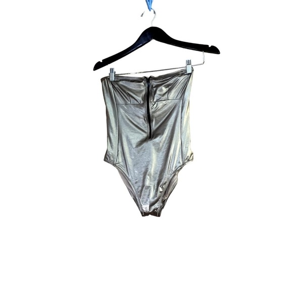 J.Crew Tops - J Crew size 6 metallic gold glamorous strapless  front zip bodysuit brand new